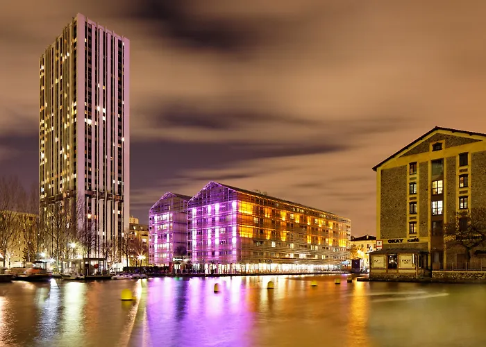 Holiday Inn Express Paris-Canal De La Villette