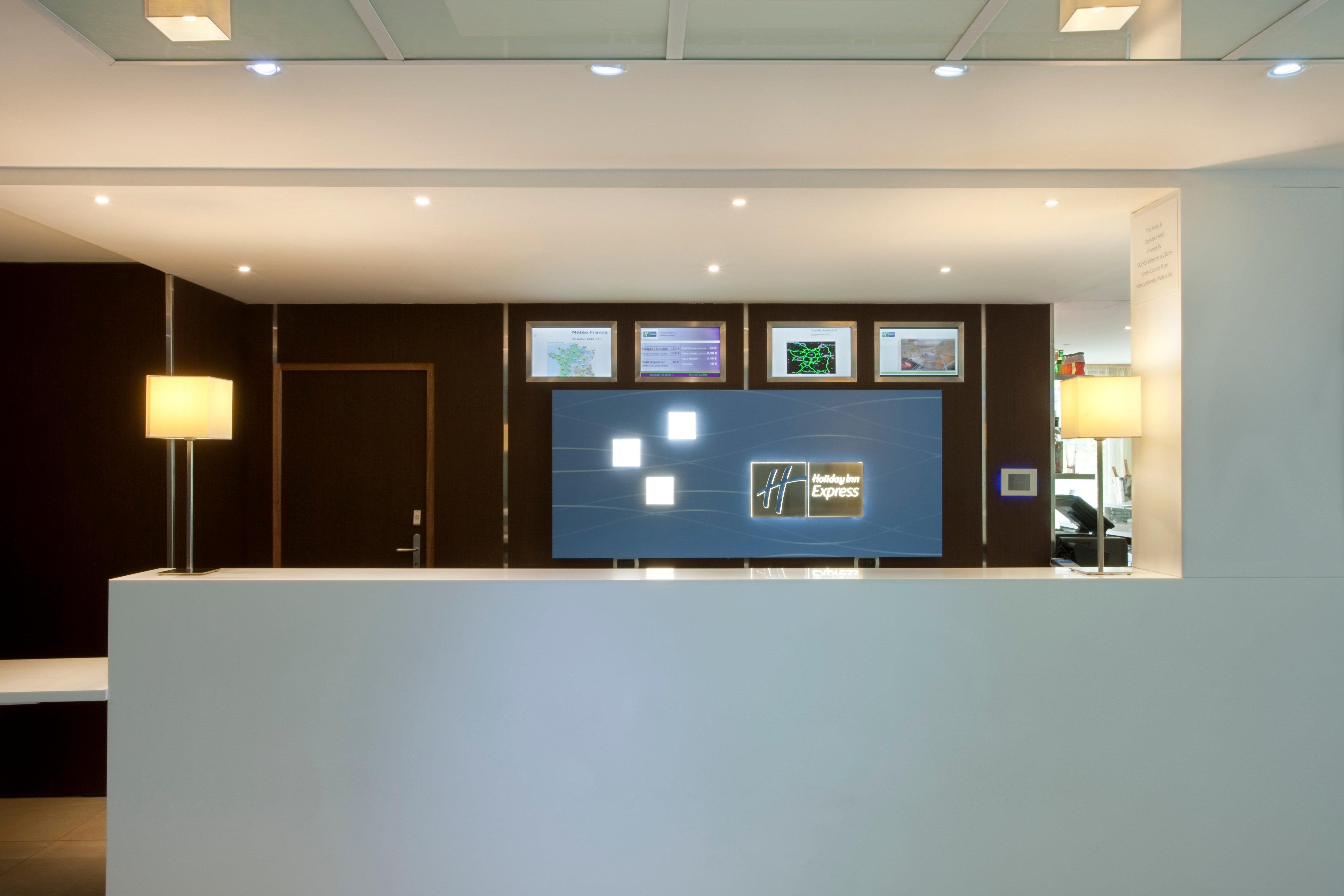 Express Paris-canal De La By Ihg Hotel Parijs